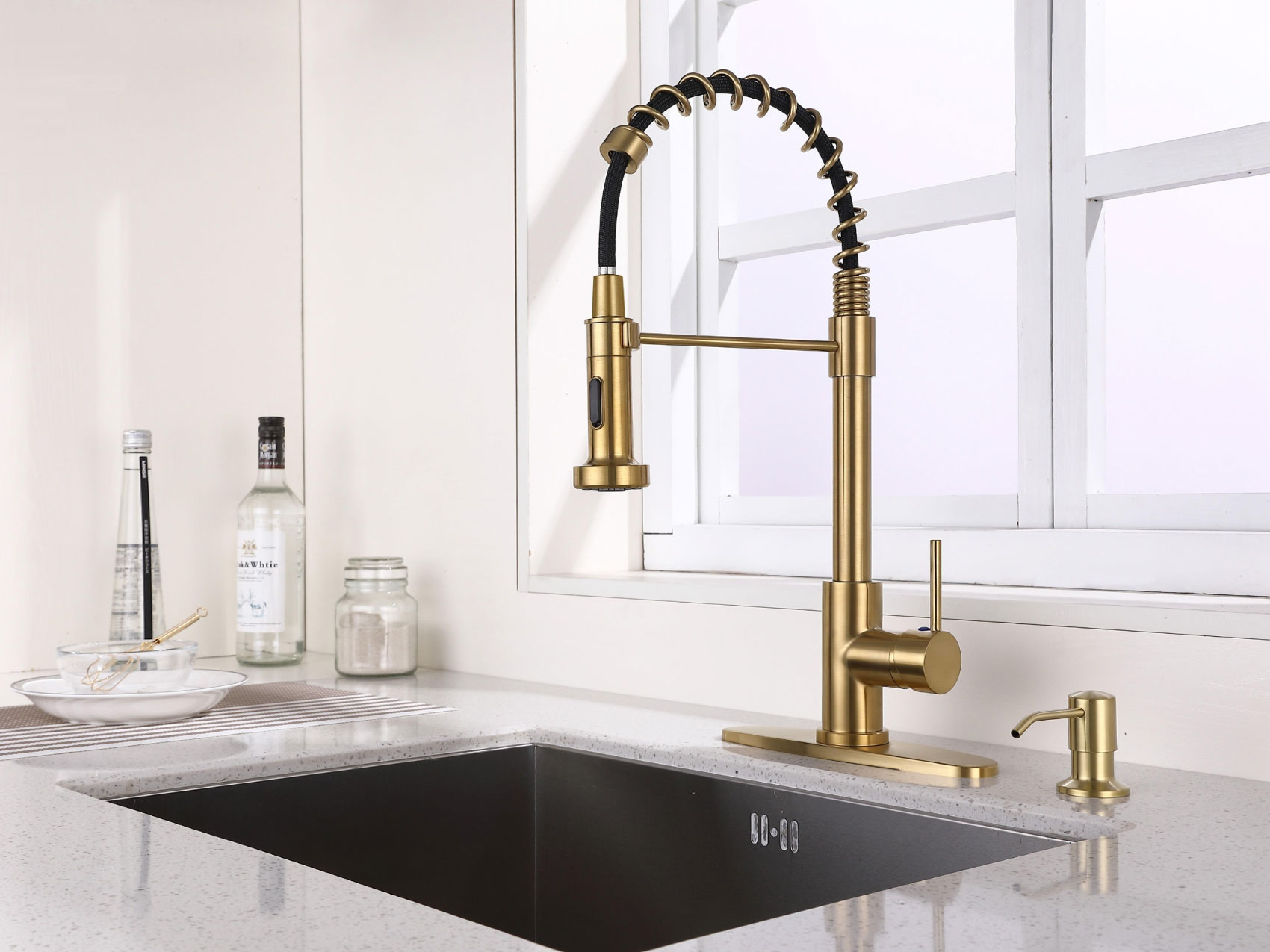 single handle pull down kitchen faucet brushed gold