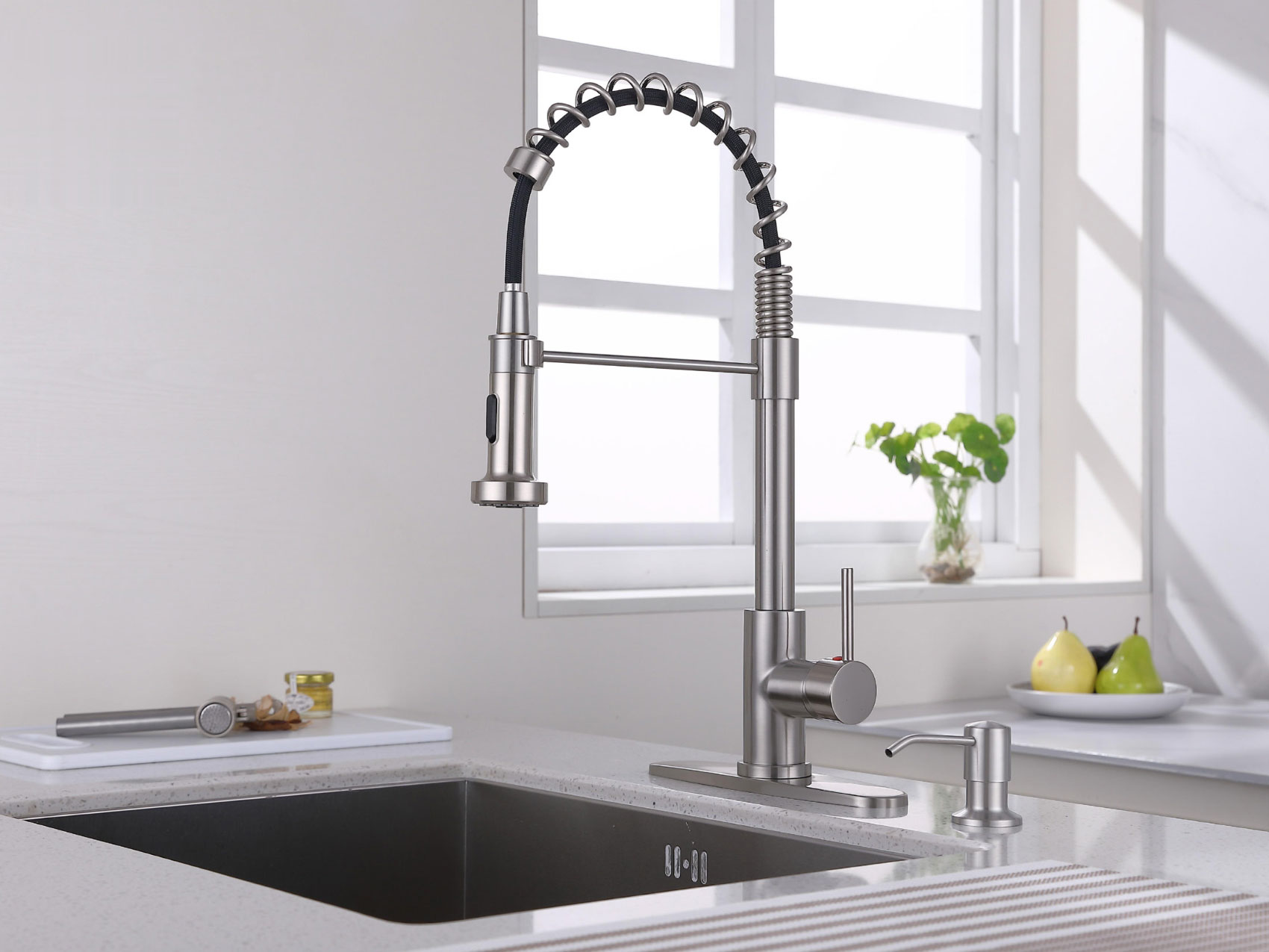 single handle pull down kitchen faucet brushed nickel